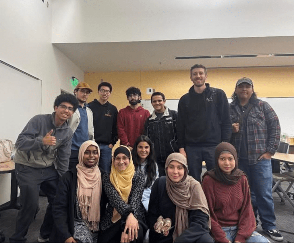 Students of the Lynx Robotics Club